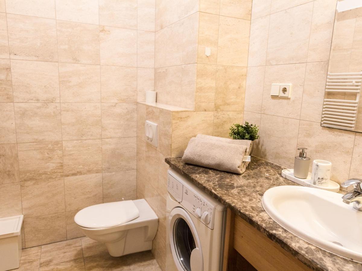 Artemisia Luxury Apartments Skyflat Budapest Bagian luar foto