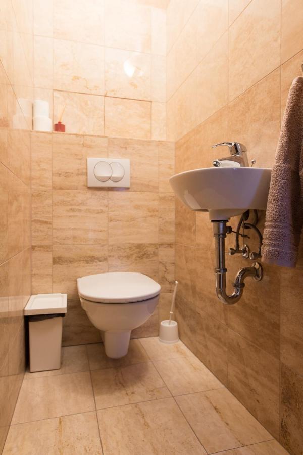 Artemisia Luxury Apartments Skyflat Budapest Bagian luar foto